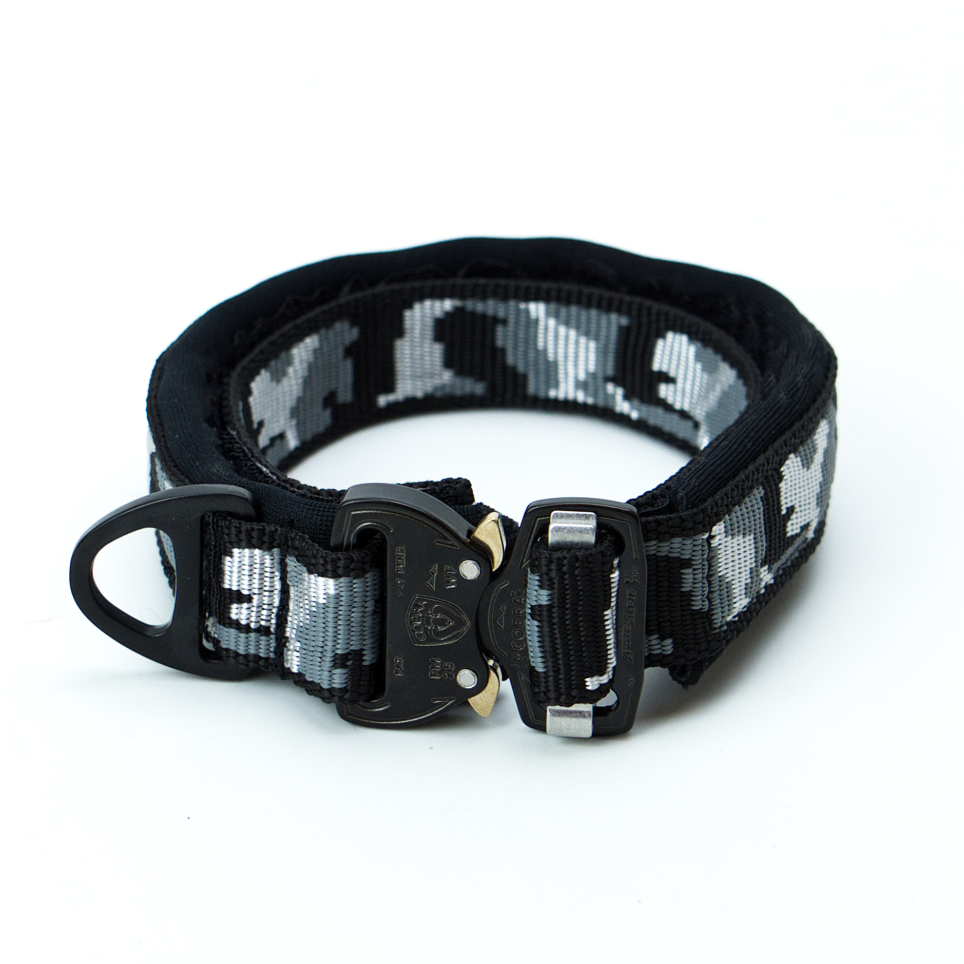 Custom Halsband 25mm Farbe Gurtband : Camo Schwarz/Silber | Grösse : G1 30cm - 40cm